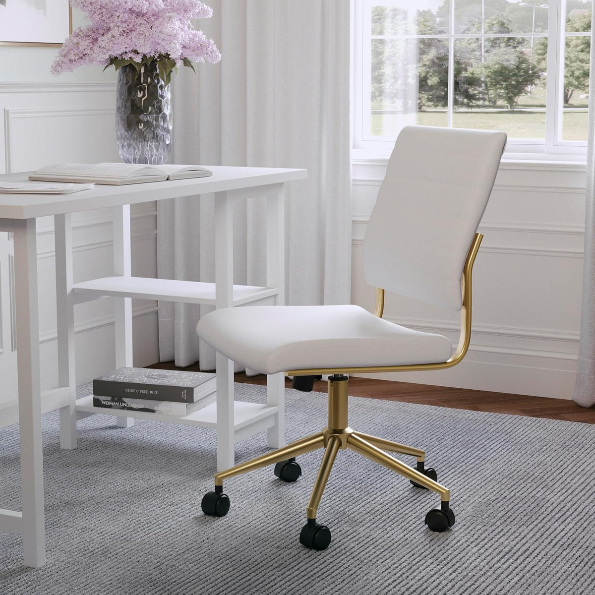 Martha Stewart Ivy Silla giratoria sin Brazos para Oficina en casa en Piel sintética Blanca con Marco de latón Pulido