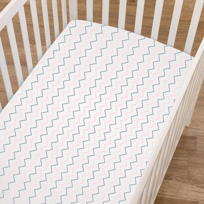 American Baby Company - Sábana bajera ajustable de punto de algodón 100% natural estampada, portátil o minicuna, con diseño de ballena rosa o zigzag