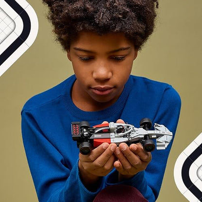 LEGO Speed Champions Auto de Carreras Audi Revolut F1 Team R26 – Set de Construcción para Niños a Partir de 10 Años – Carrocería Realista y 1 Minifigura de un Piloto – 77259