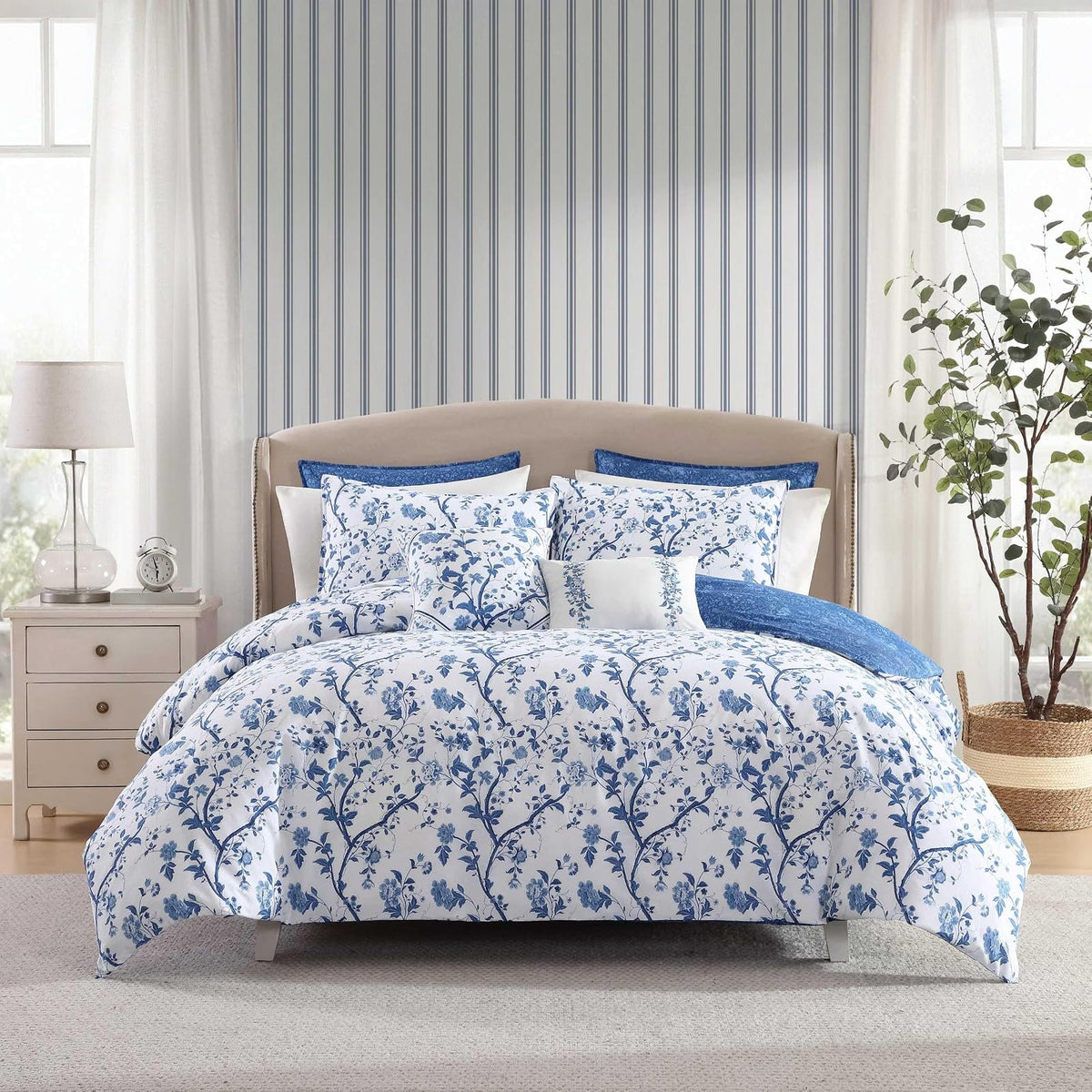 Laura Ashley Elise Bonus Comforter Set, King, Blue