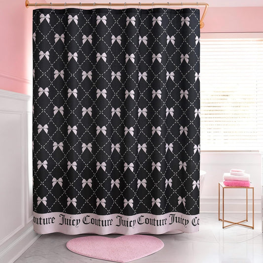 Juicy Couture - Cortina de Ducha de Tela de 70 x 72 Pulgadas con 12 Ganchos, Juego de Ducha de 13 Piezas, Color Negro y Rosa Claro