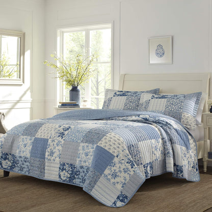 Laura Ashley - Juego de edredón Individual, Ropa de Cama Reversible de algodón con Funda a Juego, decoración del hogar Inspirada en la Granja (Estampado de Patchwork Azul, tamaño Individual)