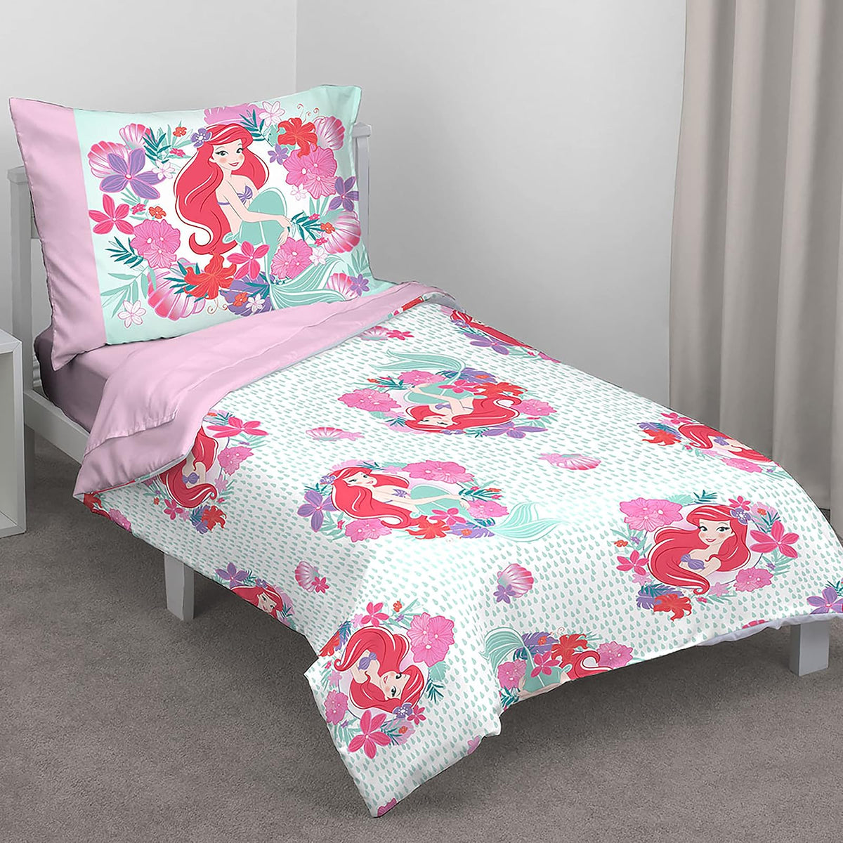 Disney Ariel Sea Garden - Juego de Cama de 4 Piezas para niños pequeños, edredón, sábana Bajera, sábana encimera Plana, Funda de Almohada Reversible de tamaño estándar, Rosa y Aguamarina