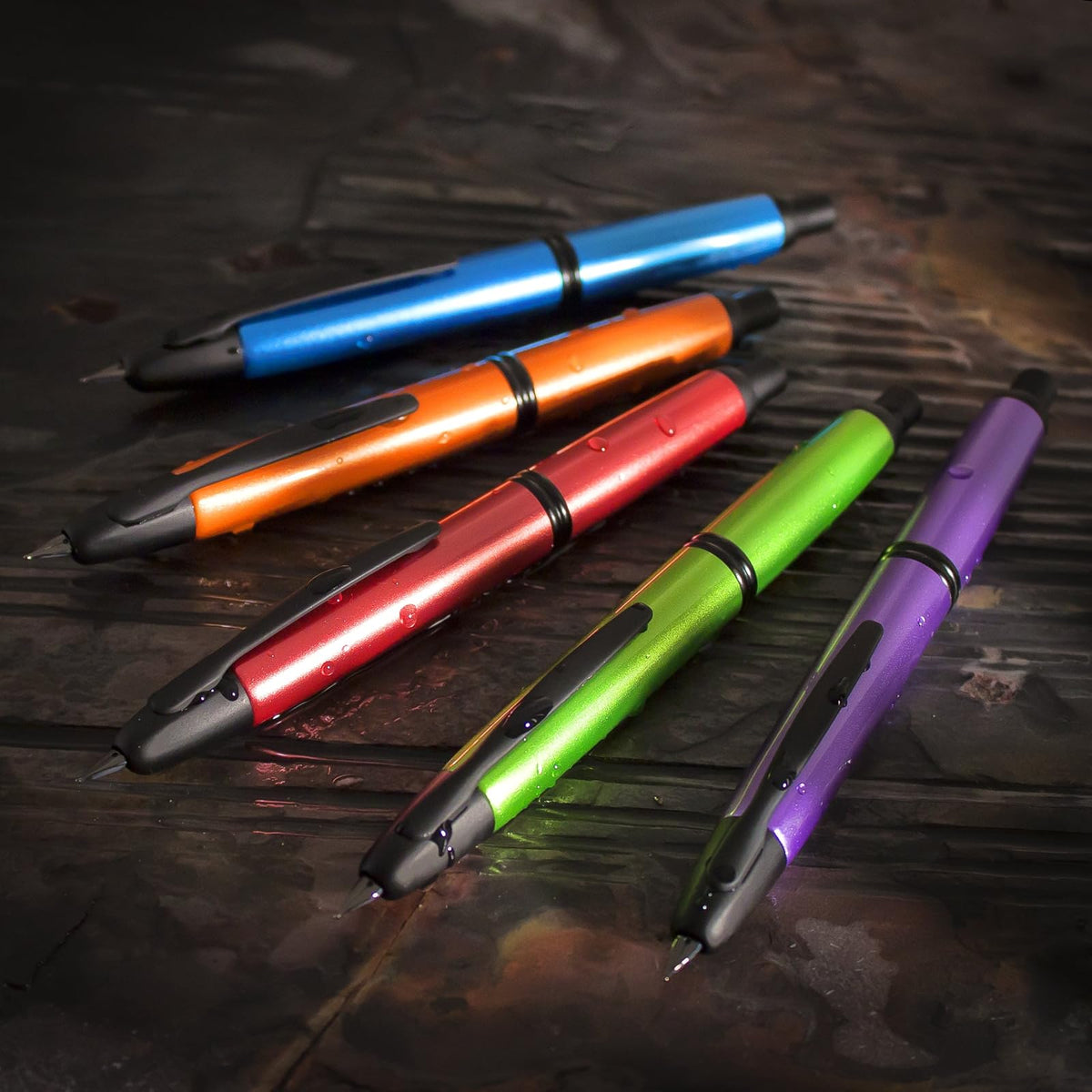 Pilot Vanishing Point Metallic, Pluma Fuente Retráctil Naranja, Tinta Líquida Azul, Mediano, Estuche 1 Pieza (61092)