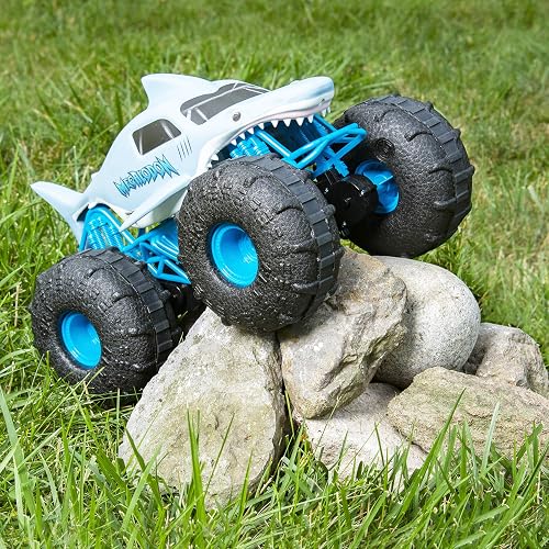 Monster Jam, camión monstruo todoterreno Megalodon STORM oficial por control remoto, a escala 1:15