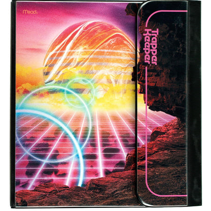 Mead Trapper Keeper - Carpeta de 1" con 2 Folders y Cierre de Velcro. Diseño Figuras Colorblock. 260038FM-ECM
