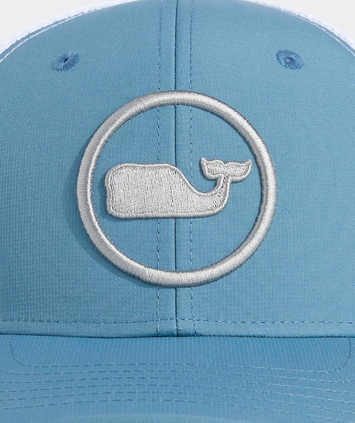Vineyard Vines Whale Dot Performance Trucker Hat Gorra de béisbol Hombre