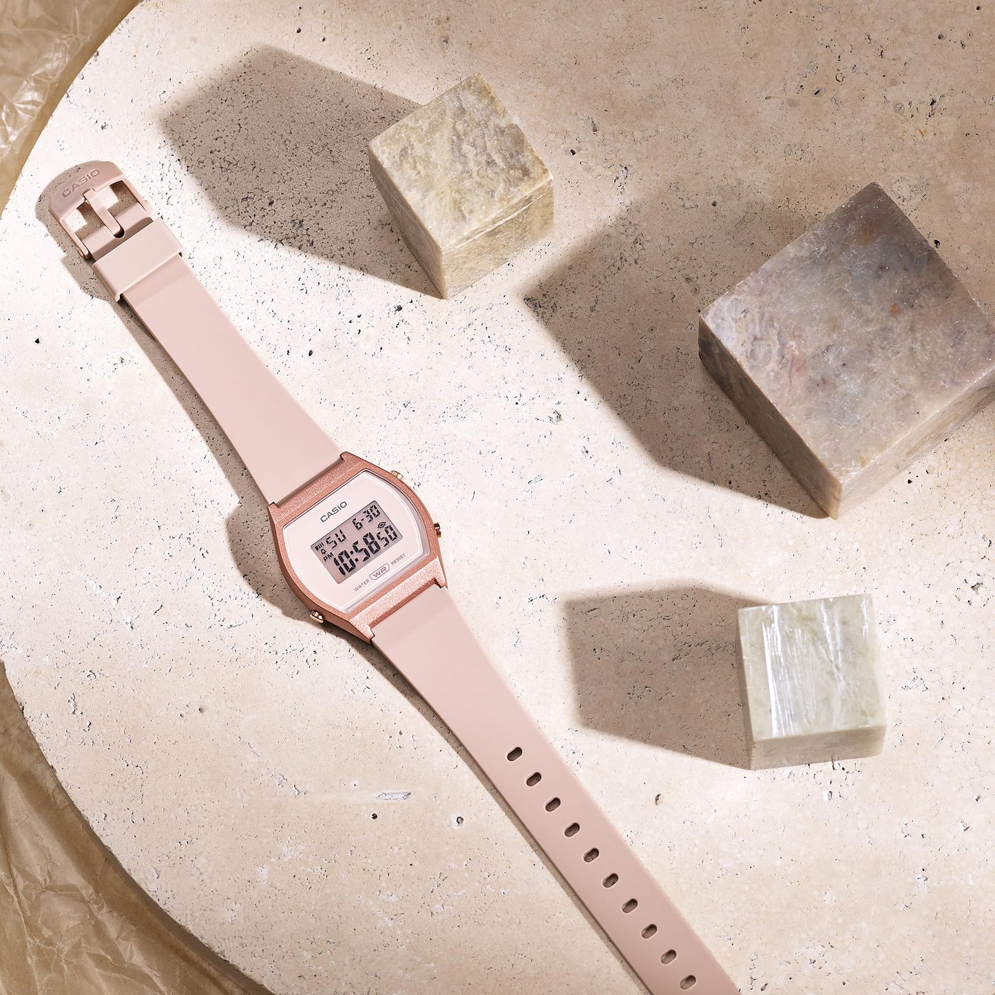 Casio Reloj deportivo de cuarzo para mujer con correa de resina, r21 (Modelo: LW-204-4ACF), Rosa/Rebel Fun., Unitalla