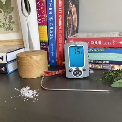 Taylor Instant Read - Sonda Digital con Cable para Carne, Comida y Barbacoa, termómetro de Cocina, Color Blanco