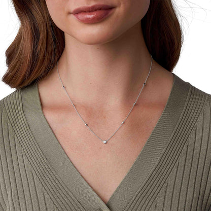 Fossil - Collar de cadena con colgante de plata de ley o acero inoxidable en tono plateado para mujer
