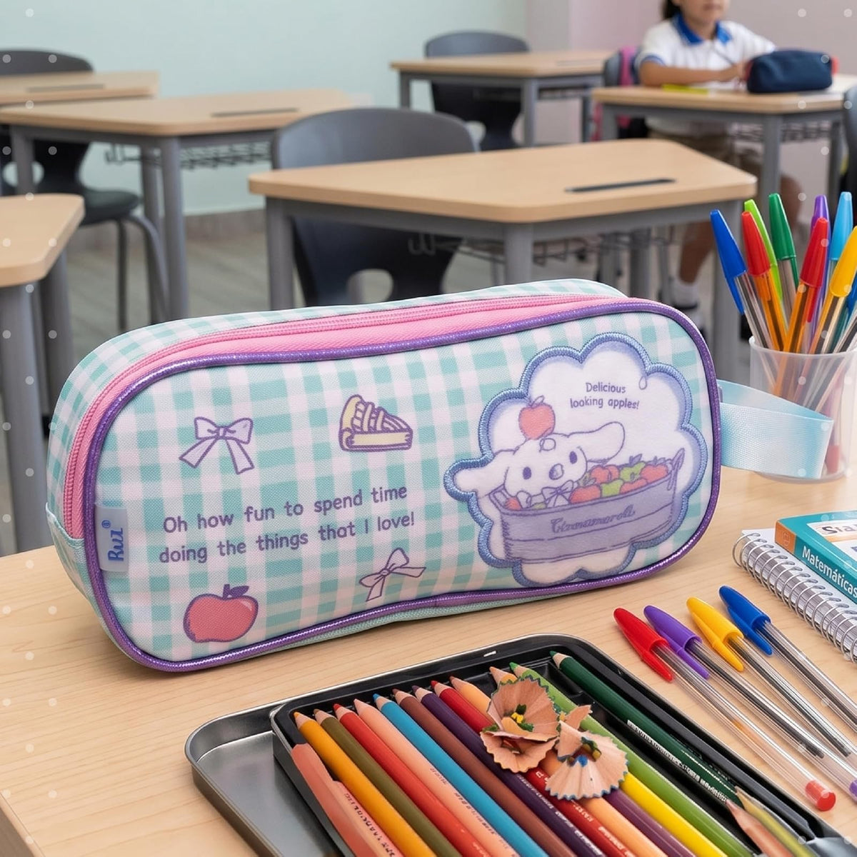 Ruz Lapicera Triple Infantil y Preescolar | Cinnamoroll | 100% Poliéster | Estuche Organizador para Niños con Compartimentos y Cierre de Cremallera | Recomendado desde 3 años