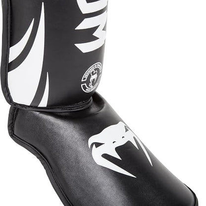 Venum Challenger, detalle de empeine Negro/Blanco