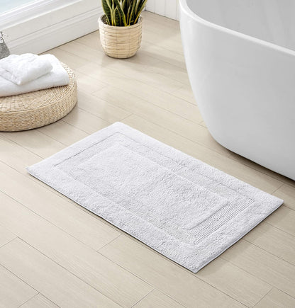 Tommy Bahama - Alfombra de baño, Alfombra de baño de algodón, Altamente Absorbente, diseño Inspirado en la Costa (Rama Larga, Blanco, 21 x 34 Pulgadas) - 2'10" x 1'9" (Rectangular) - Blanco