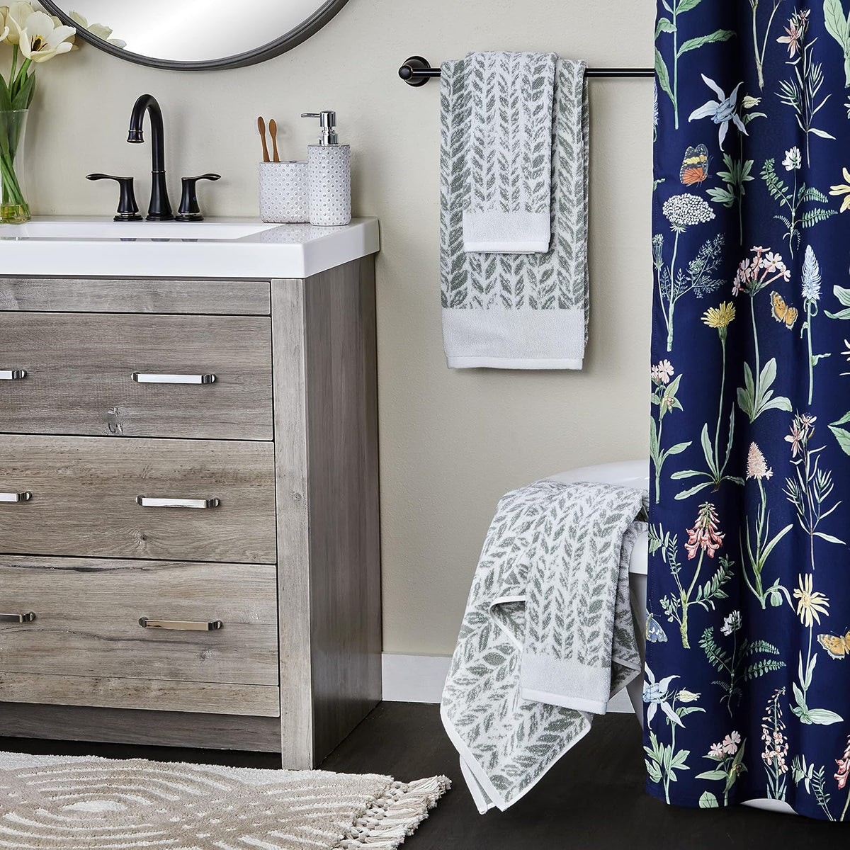 SKL Home - Toalla de baño con Hojas envejecidas, 28 x 54 Pulgadas, Salvia