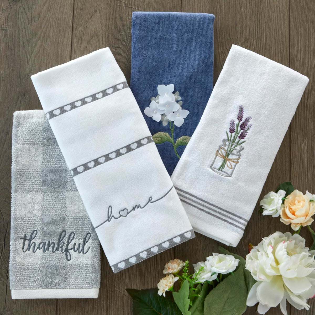 SKL Home Juego de Toallas de Mano de Lavanda, 2 Piezas, 100% algodón | Terciopelo suave y decorativo. Para uso en el baño, cocina o bar y es un gran regalo.