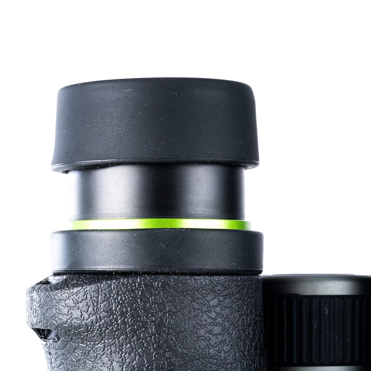 Vanguard Endeavor ED II 8x42 Binocular with HOYA ED Glass