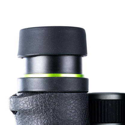 Vanguard Endeavor ED II 8x42 Binocular with HOYA ED Glass