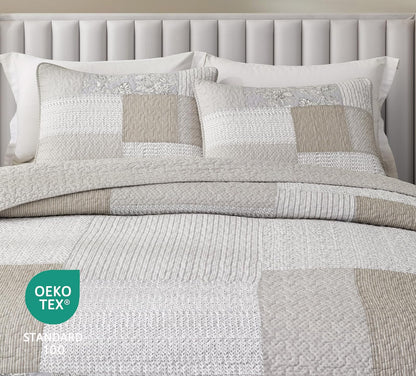 Chezmoi Collection Quinn - Juego de edredón de 3 Piezas con diseño de Flores de Hibisco, diseño de Rayas de Caramelo, Color Gris Topo Neutro, Colcha Reversible Ligera, tamaño King