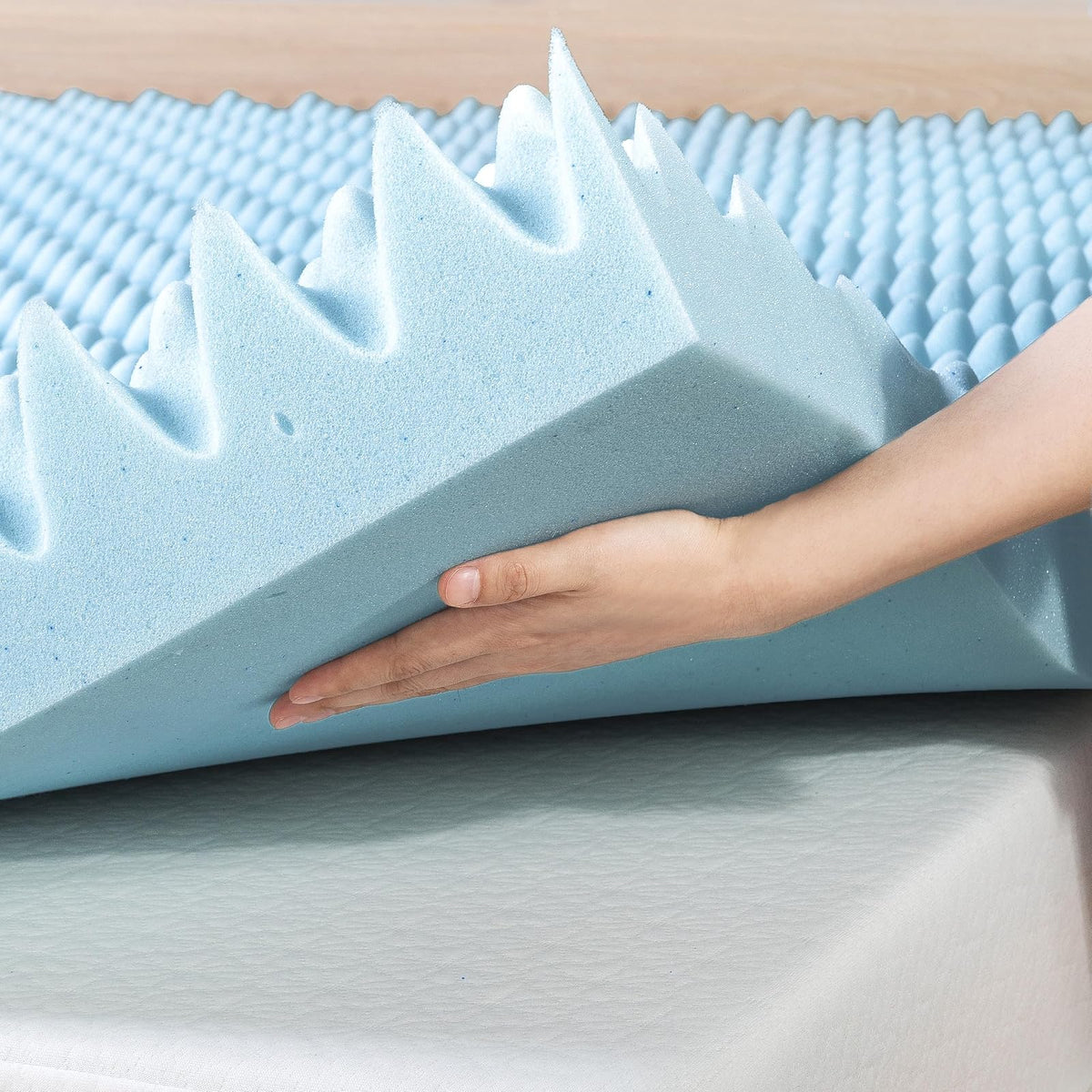 Best Price Mattress - Colchón de Espuma viscoelástica de 4 Pulgadas con infusión de Gel refrescante, Certificado CertiPUR-US, King, Color Azul Claro