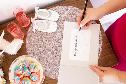Pearhead - Libro de visitas para baby shower, clásico de género neutro para baby shower, bodas, fiestas y eventos, lino marfil con estampado dorado, 100 páginas en blanco