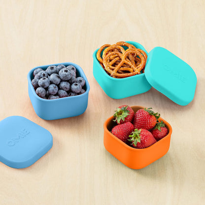 Omielife - Recipientes de silicona a prueba de fugas para aperitivos para llevar, recipientes de almacenamiento de alimentos con tapa, almuerzo escolar Bento contenedor, 9.4 onzas, Orange