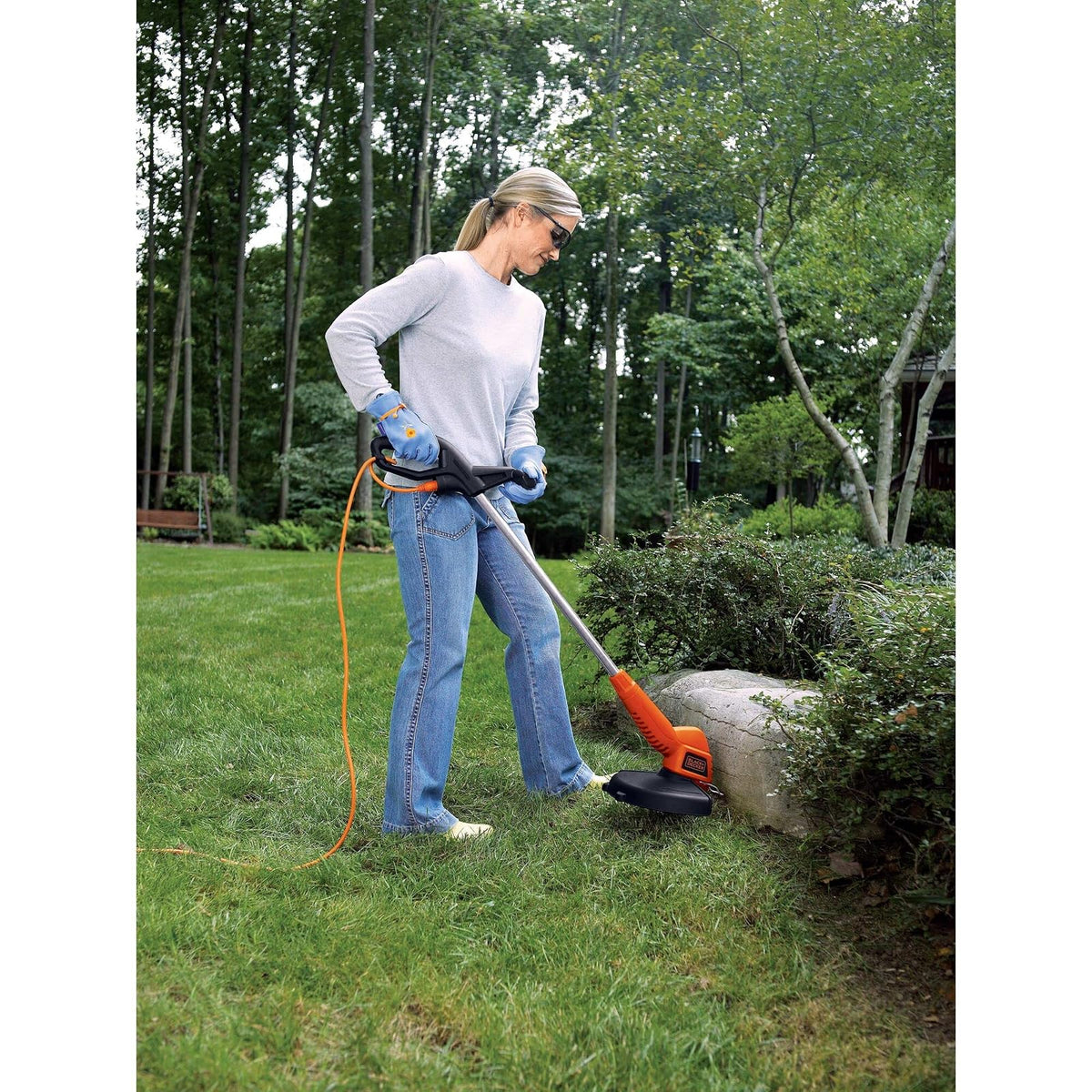BLACK+DECKER Orilladora 13 Pulgadas 4.4 amperios ST7700