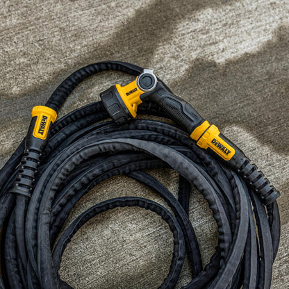 DEWALT DXMH3302 - Manguera de jardín de tela de grado profesional resistente de 50 x 5/8 pulgadas