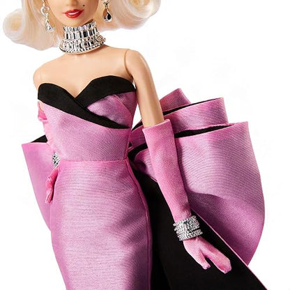Barbie Signature Muñeca de Colección Marilyn Monroe 6Y+ | Lleva un vestido rosa que incluye lazo de gran tamaño, muñeca esculpida con cabello rubio, aspecto de la película