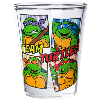 Silver Buffalo Teenage Mutant Ninja Turtles TMNT con Leonardo, Rapheal, Donatello y Miguel Ángel Juego de 4 mini vasos de 1.5 onzas