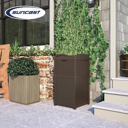 Suncast - Escondite de Basura Comercial para Exteriores de 33 galones con Tapa para Bolsas de Basura de 30 a 33 galones para cochera, Patio Trasero o jardín, café