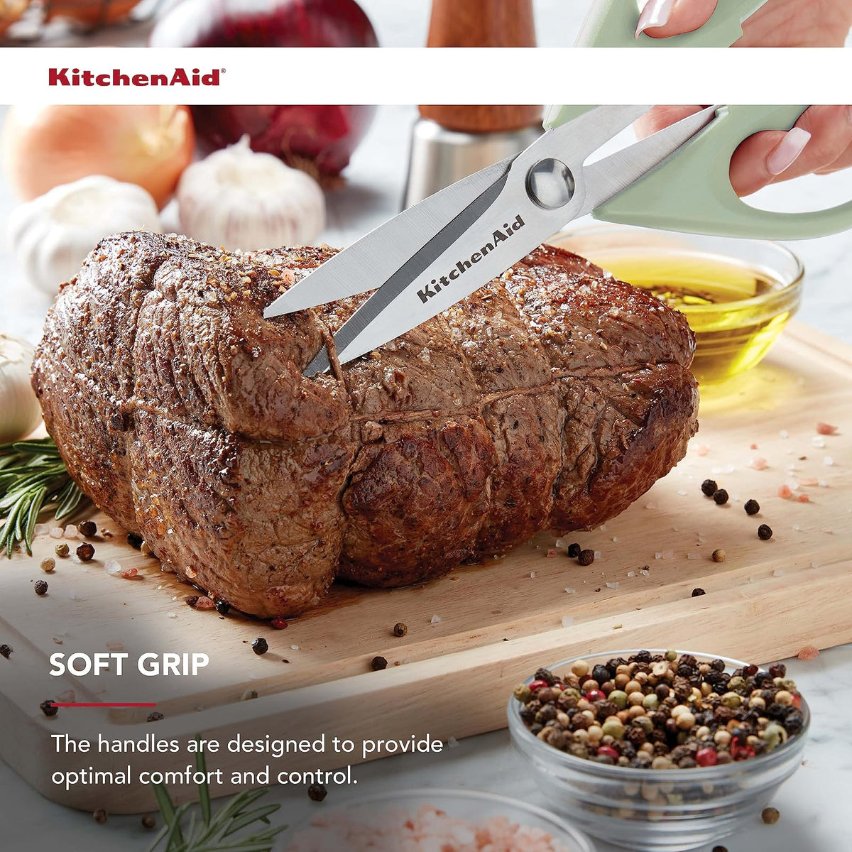 KitchenAid - Tijeras de cocina multiusos con funda protectora, tijeras duraderas de acero inoxidable, aptas para lavaplatos, mango cómodo de agarre suave, 8.72 pulgadas, pistacho