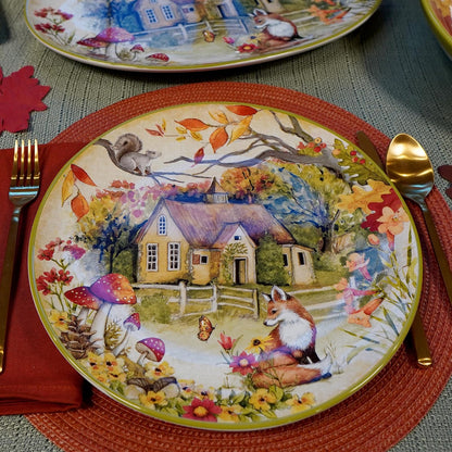 Woodland Critters - Platos de cerámica de 11 pulgadas, juego de 4 – Escena caprichosa de animales del bosque y cabaña – Vajilla inspirada en la naturaleza para otoño, fiestas infantiles, comidas de