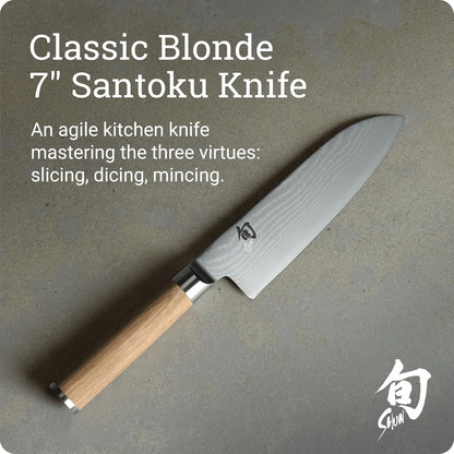 Shun - Cuchillo santoku clásico de 7 pulgadas, cuchillo japonés hecho a mano, núcleo VG-MAX con revestimiento de acero inoxidable Damasco, mango Pakkawood, versátil herramienta de corte japonesa
