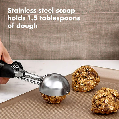 OXO Good Grips Medium Cooke Scoop