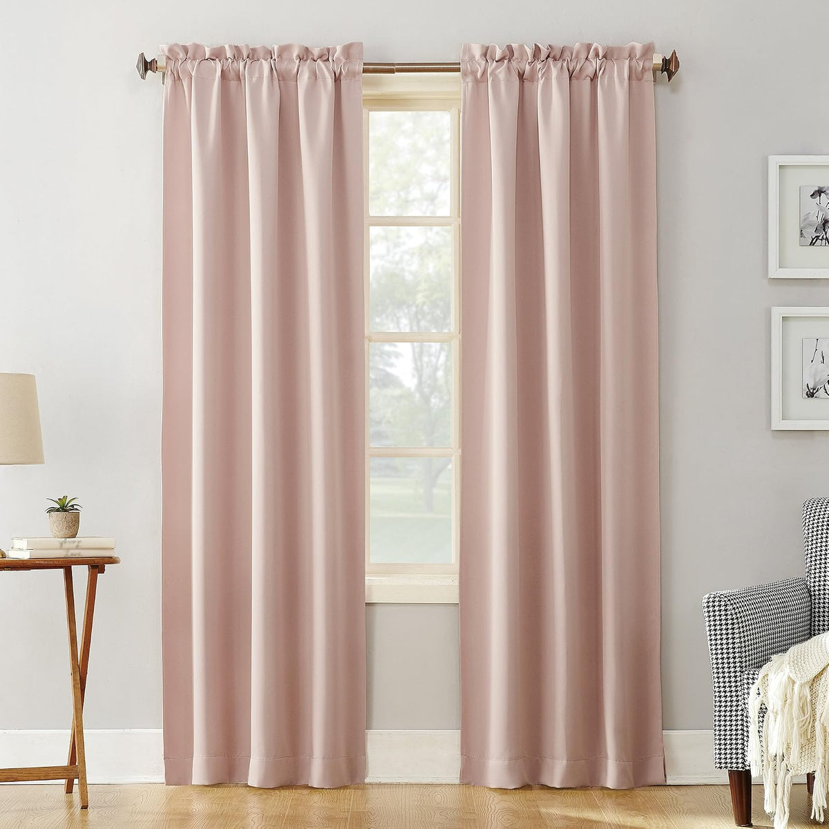 Sun Zero Andorra Panel de Cortina Transparente Flores Aplastadas Rojo - Rosa pálido - 101.6An x 241.3Al cm (1 Paneles)