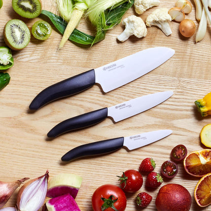 Kyocera FK-3PC-BKBK Juego de cuchillos de cerámica avanzada, 13.97 cm, 11.43 cm, 7.62 cm, mango negro con hoja negra, Negro/Blanco, Blade Sizes: 5.5", 4.5", 3", 1