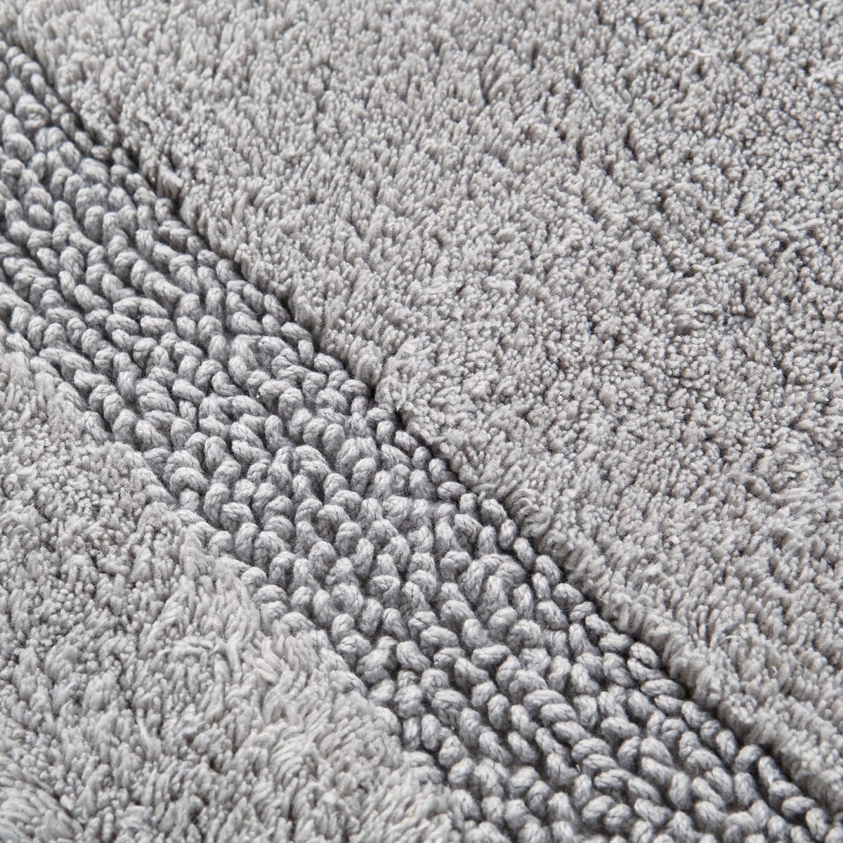 Nautica - Alfombra de baño de algodón Suave y Absorbente con Respaldo Antideslizante, Certificado Oeko-Tex, Color Gris Pastel Peniston, 60 x 22 Pulgadas