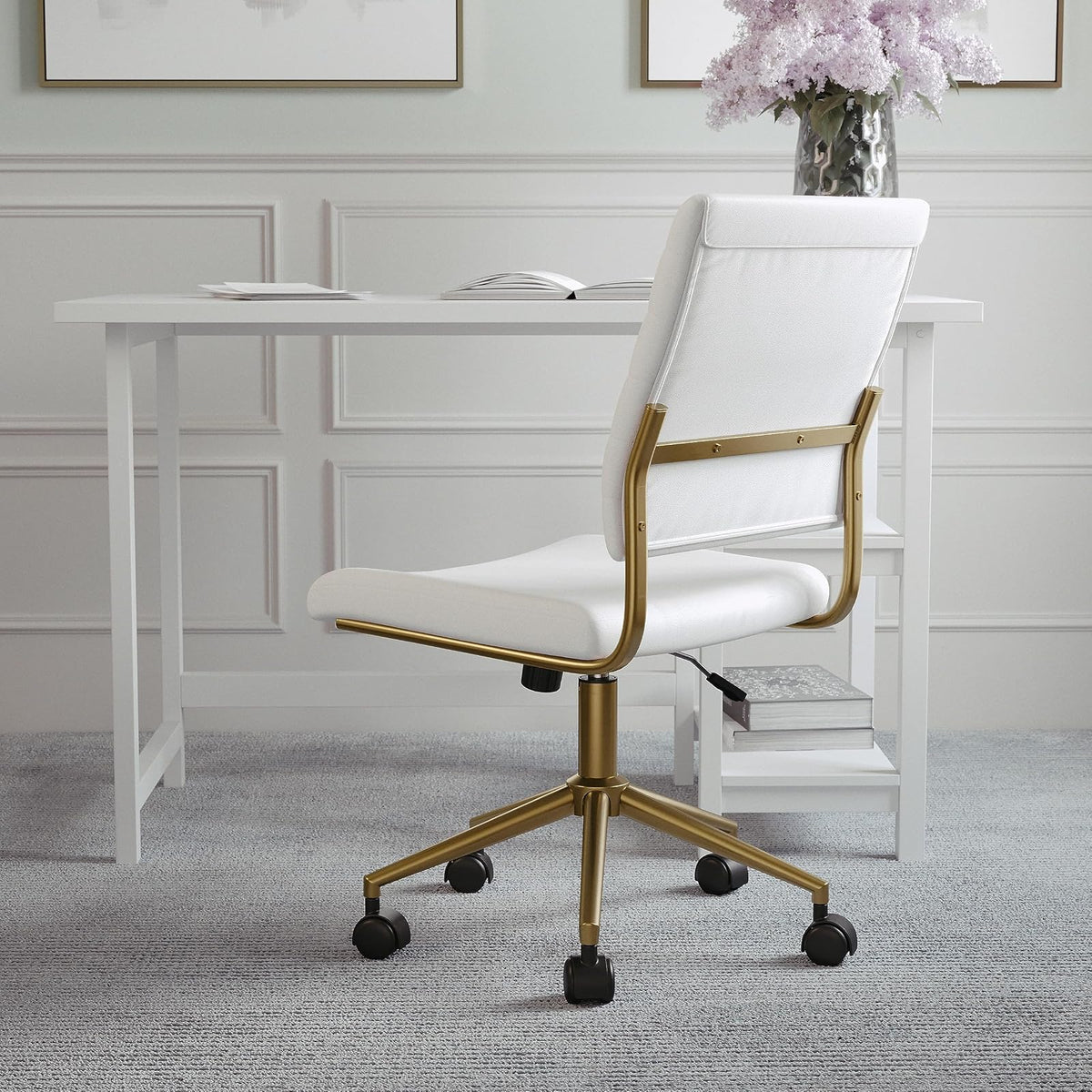 Martha Stewart Ivy Silla giratoria sin Brazos para Oficina en casa en Piel sintética Blanca con Marco de latón Pulido