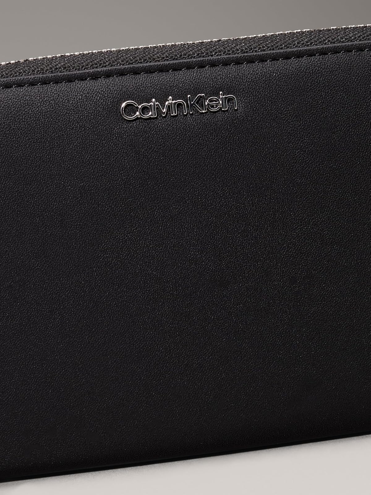 Calvin Klein Cartera para Mujer