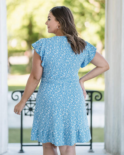 The Drop Vestido Para Mujer, Cruzado, Estampado Azul Floral, por @caralynmirand