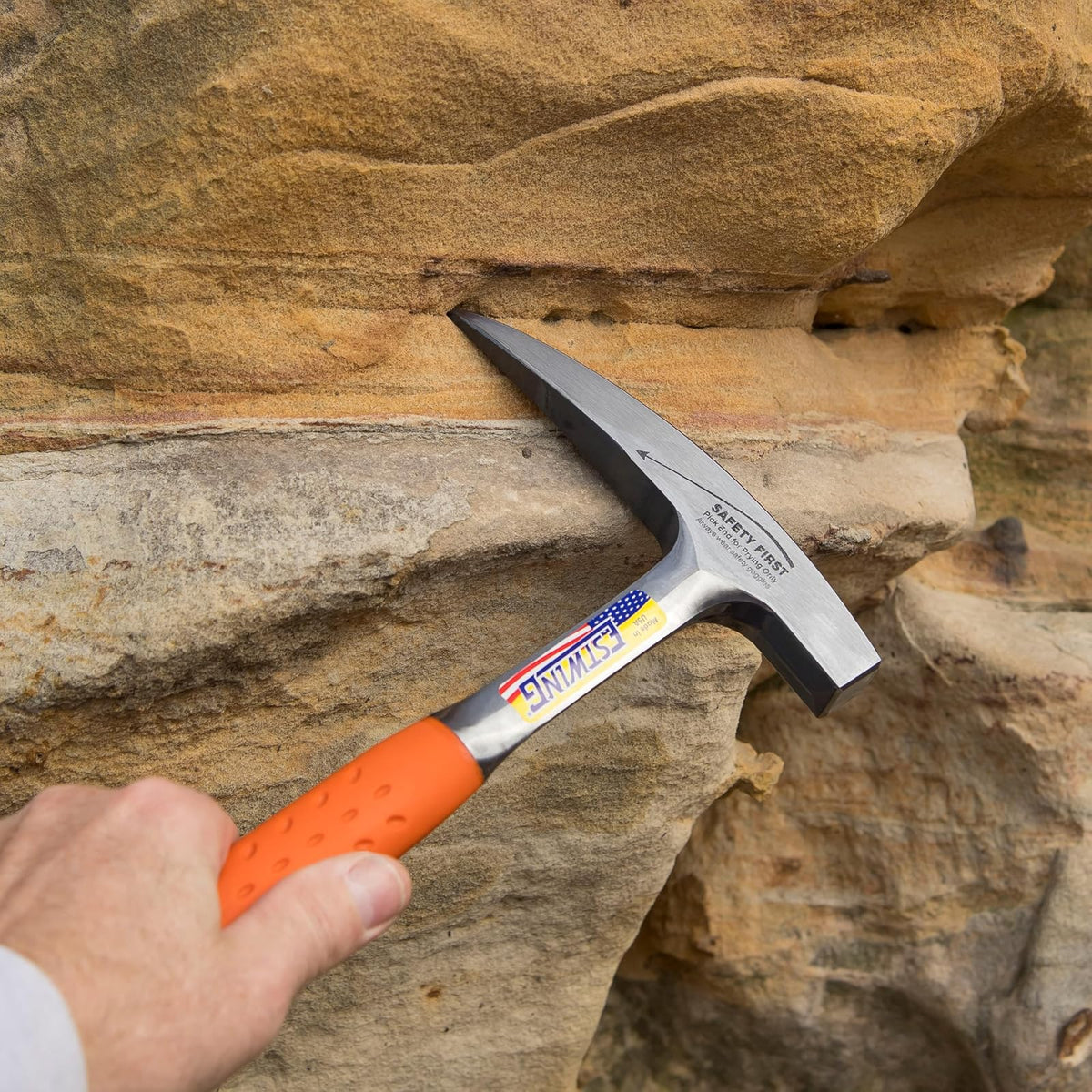 Estwing Rock Pick Martillo Geológico EO-22P | 22 oz, acero forjado de una pieza, mango reductor de golpes, 13 in, punta puntiaguda