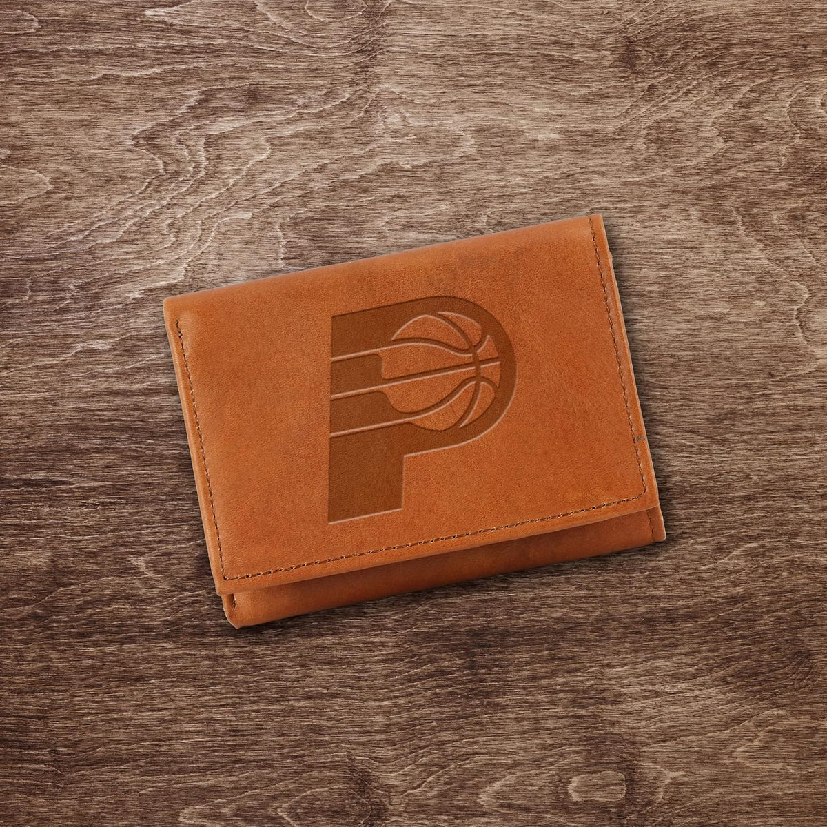 Rico Industries NBA Atlanta Hawks - Cartera Triple de Piel en Relieve, Color marrón