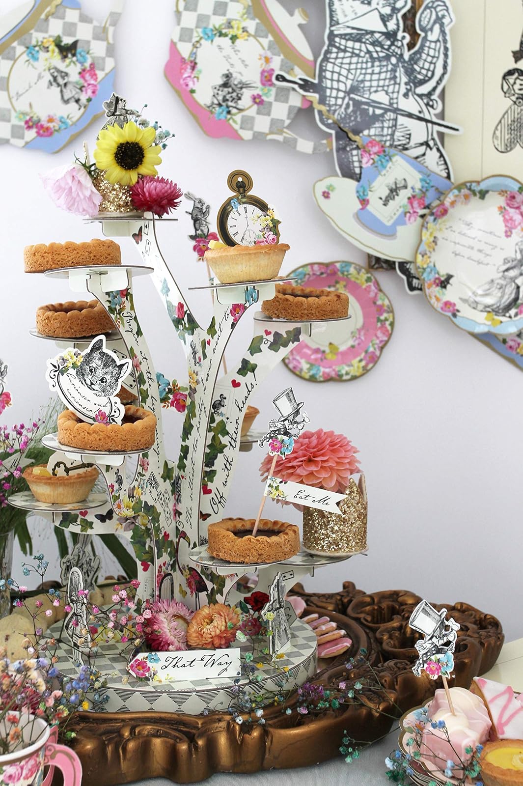 Talking Tables - Soporte para Cupcakes de Alicia en el país de Las Maravillas, Centro de Mesa Decorativo para Fiesta del Sombrerero Loco, cumpleaños, té Vespertino, Baby Shower, Colores Mixtos