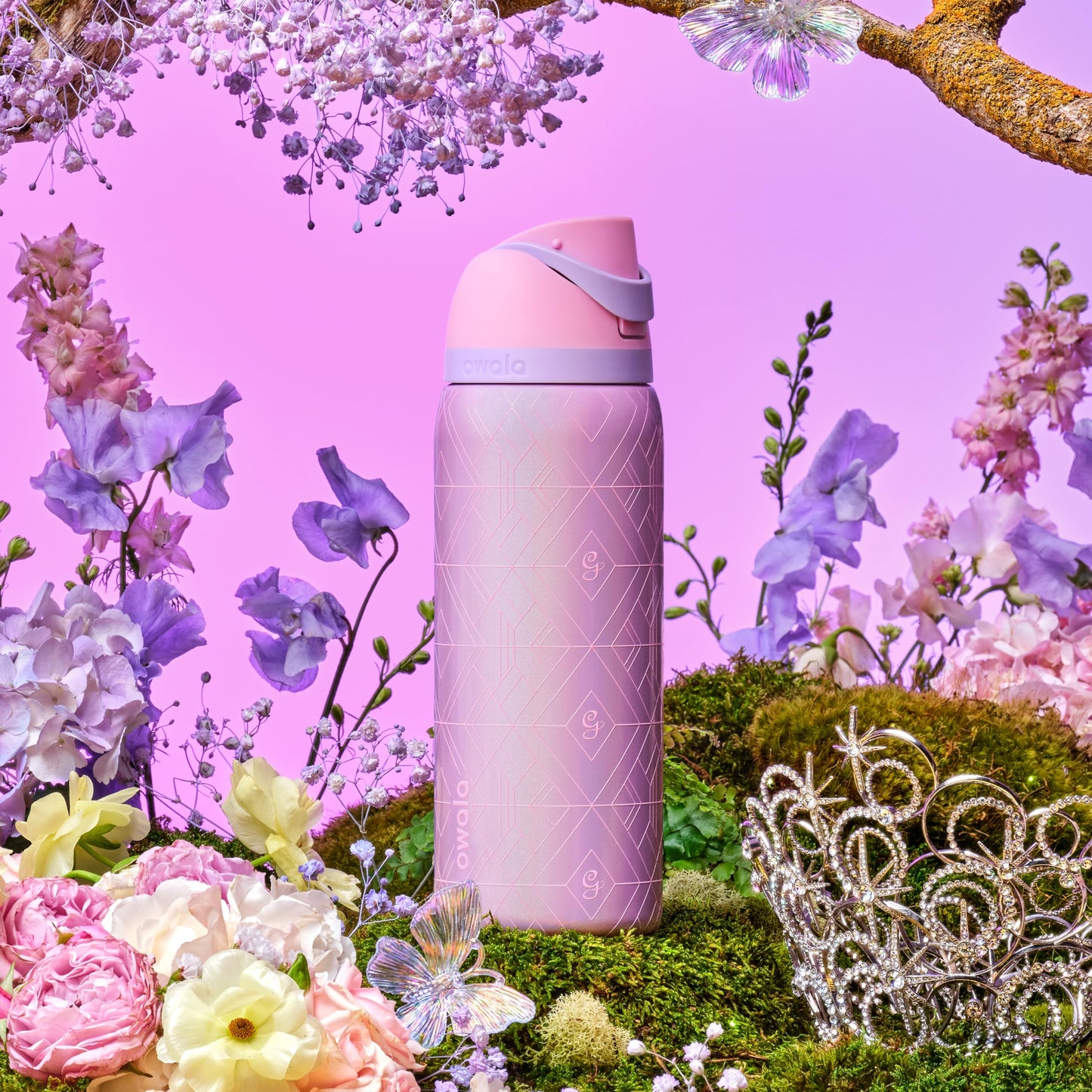 Owala Wicked FreeSip - Botella de agua aislada de acero inoxidable con pajita para deportes y viajes, botella de agua deportiva sin BPA, 32 onzas, Glinda (rosa)