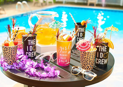 American Greetings Suministros para despedidas de soltera, I Do Crew 22 onzas, tazas (8 unidades)