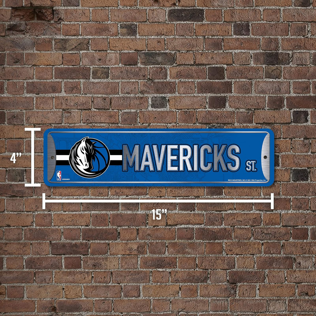 Rico Industries NBA Dallas Mavericks - Letrero de Metal para decoración del hogar (4 x 15 Pulgadas), Ideal para el hogar, la Oficina, el recámara y la Cueva del Hombre, Hecho en Plata
