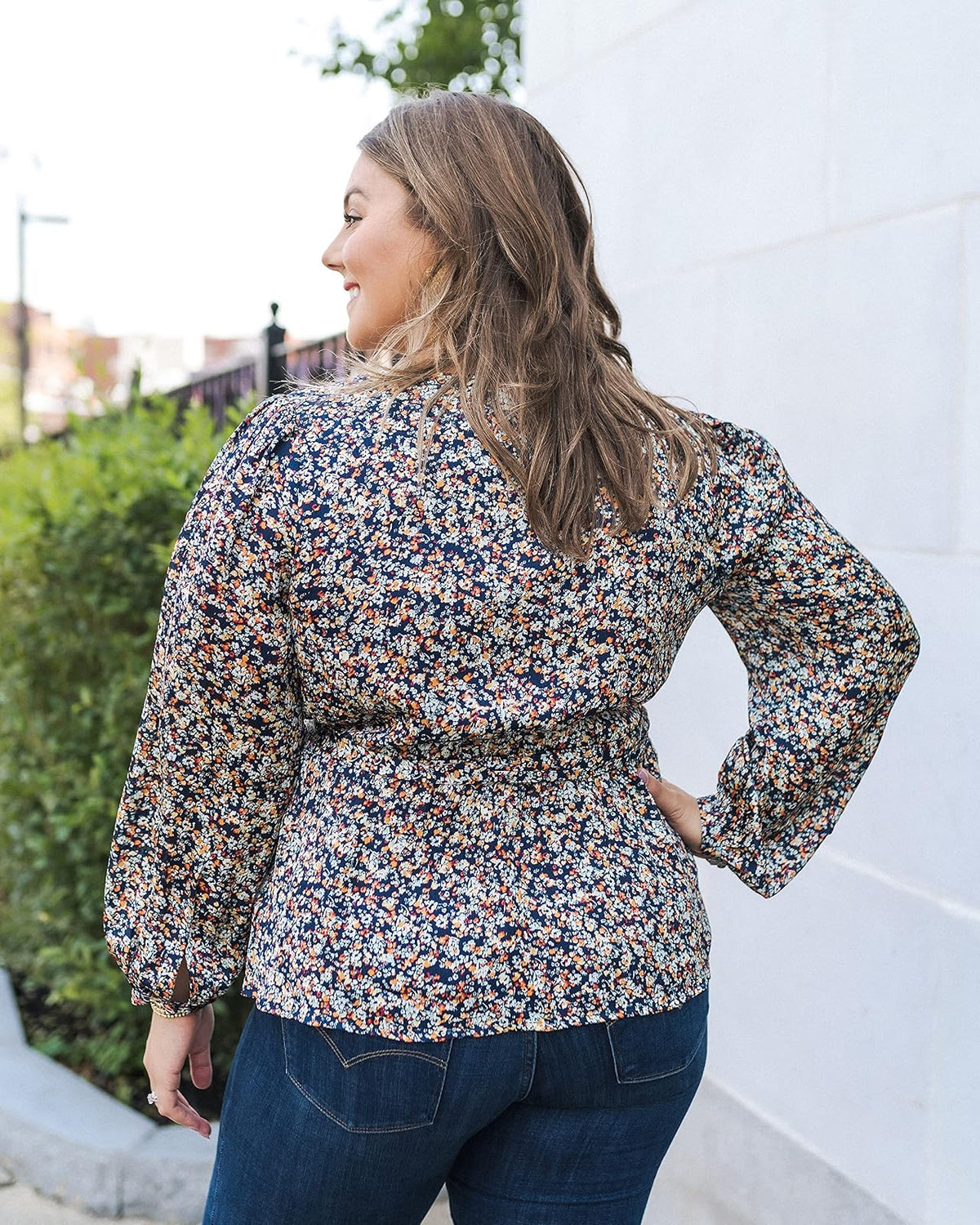 The Drop Top cruzado para mujer, estampado floral, estampado floral, por @caralynmirand, L
