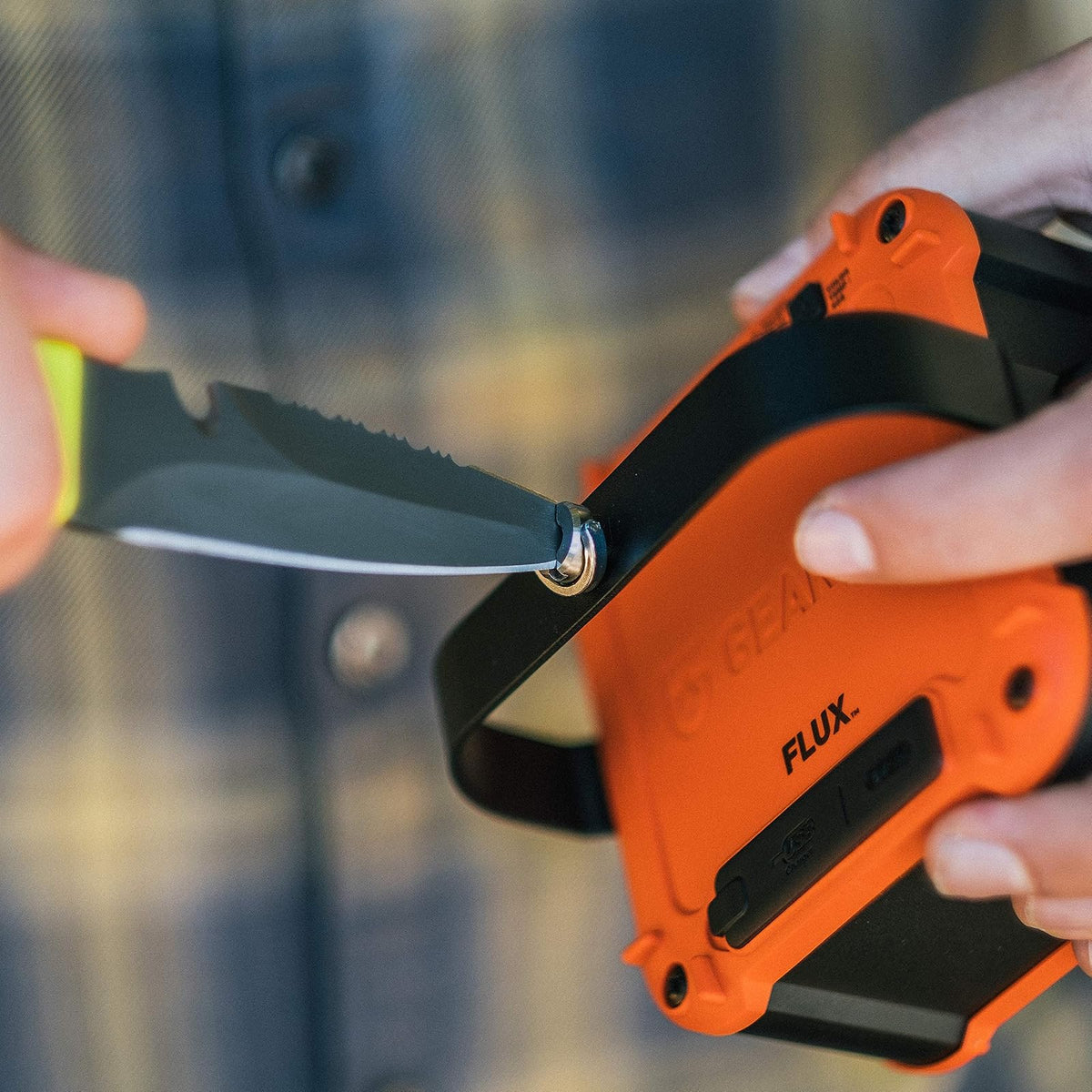 GEAR AID Akua - Cuchillo de paleta de punta roma con hoja dentada de 3 pulgadas y funda