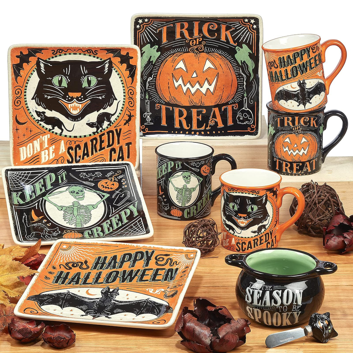 Certified International Scaredy Cat Platos de postre y ensalada de 8.5 pulgadas, varios diseños, multicolor, mediano, juego de 4