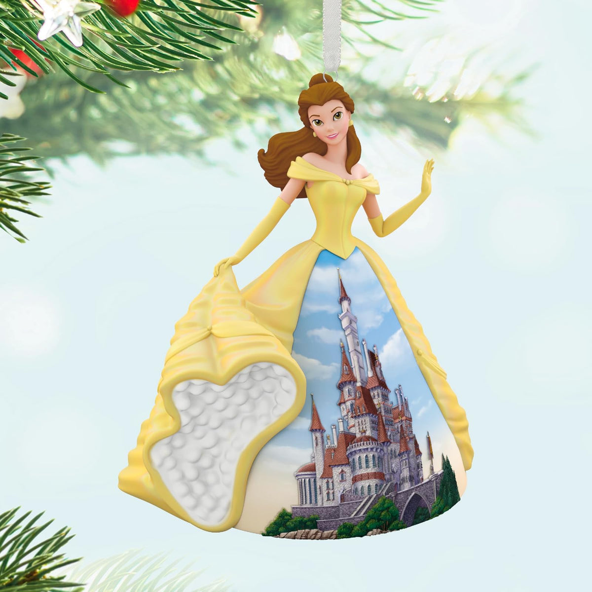 Hallmark - Adorno navideño de Princesa Disney 2024, Bella de celebración, Bella y la Bestia, Porcelana